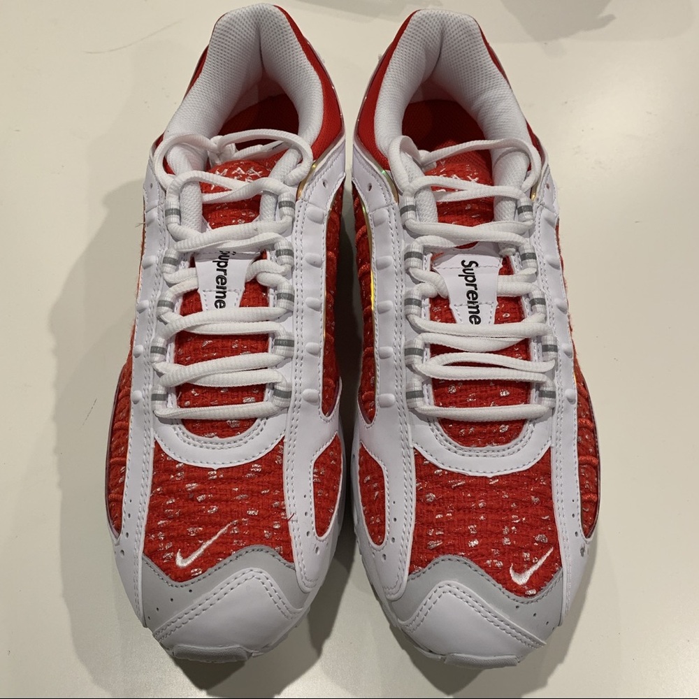 Supreme Nike Air Max Tail Wind